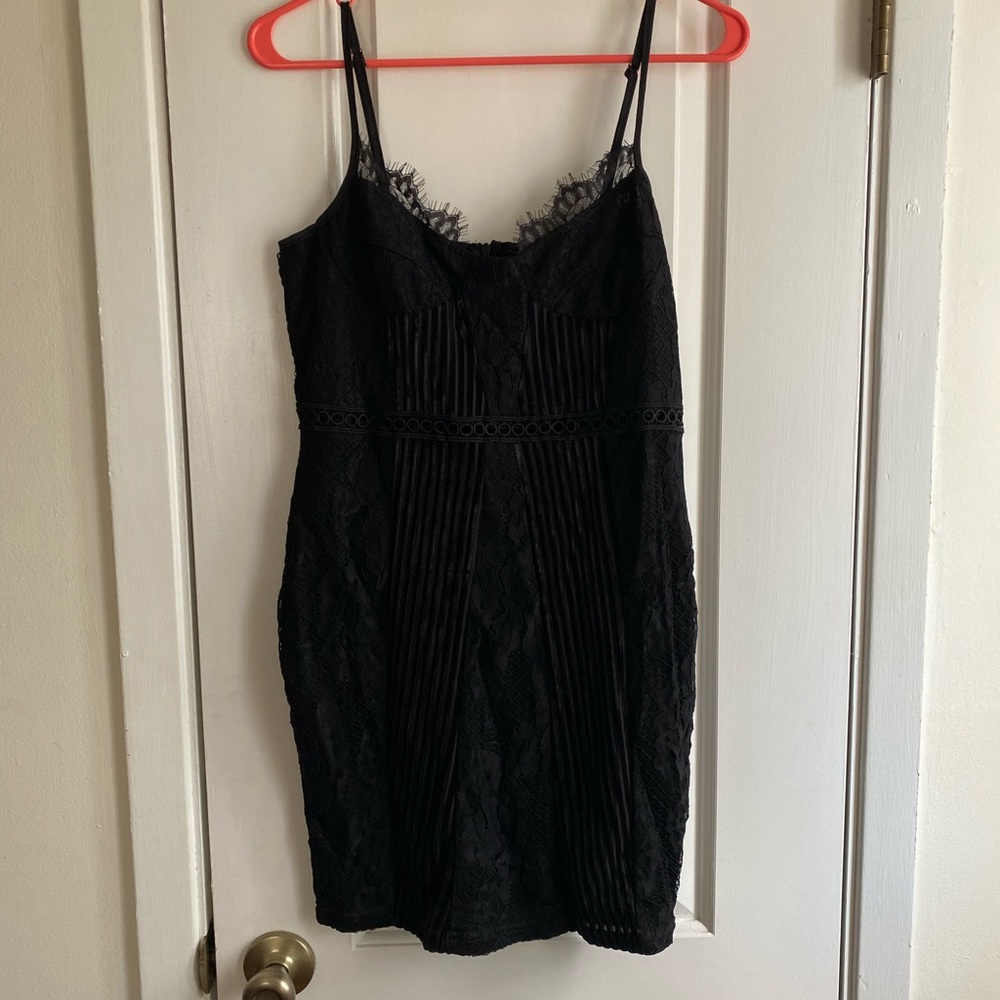 Pretty Little Thing black lace velvet insert dress